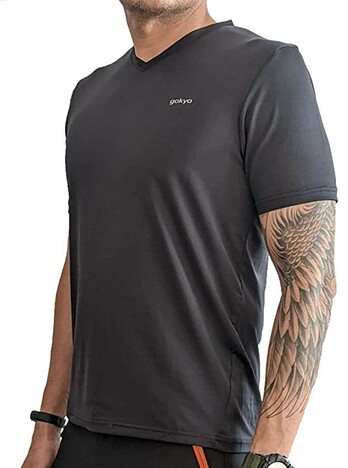 Gokyo Hiking V Neck T Shirt - Black